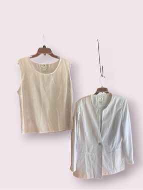 Vintage G.M.I. satin trimmed white blazer and shell set Size 16